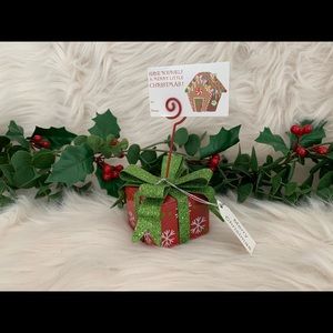 Christmas Present Photo Holder Snowflakes Holidays Festive Display Desk Decor